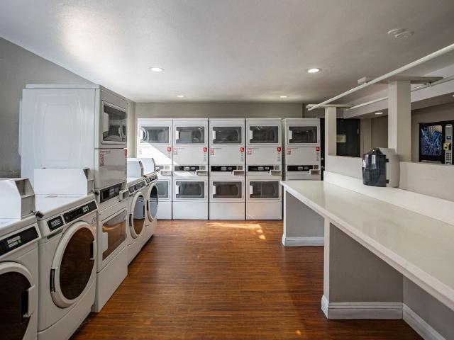 Apartment for rent in Fullerton, California
