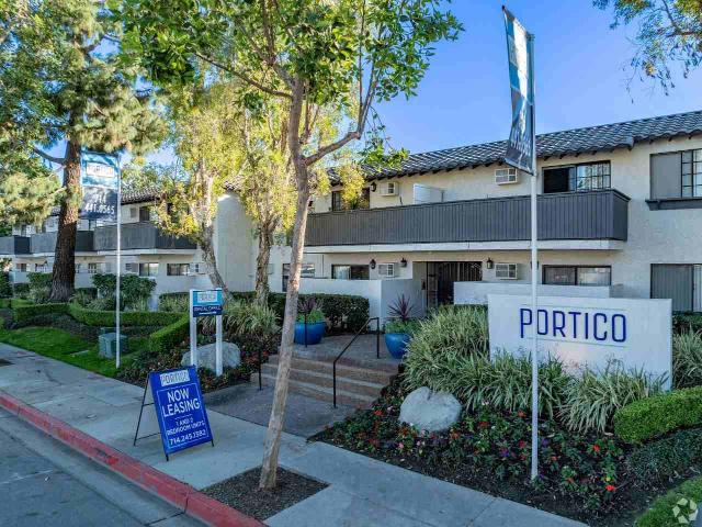 Apartment for rent in Fullerton, California