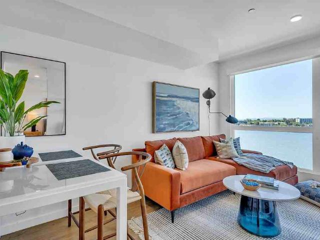 Apartment for rent in Brooklyn Basin, Oakland