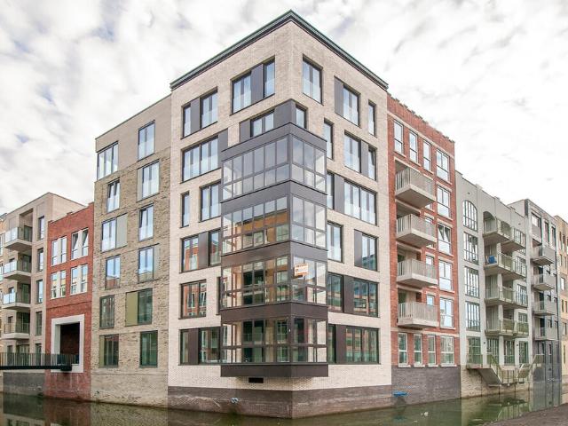 Appartement te huur in Diemen, Noord Holland