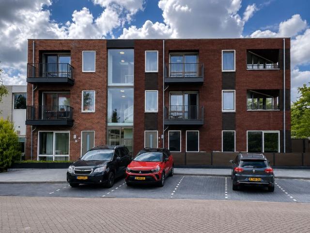 Appartement te huur in Wormer, Noord Holland