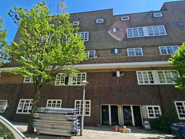 Appartement te huur in Zuid, Amsterdam