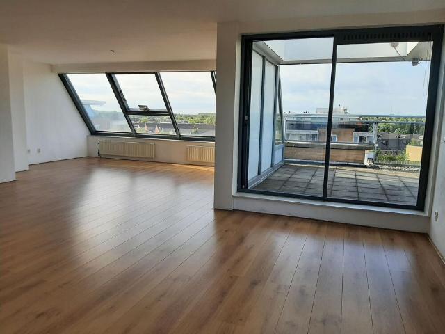 Appartement te huur in Diemen, Noord Holland