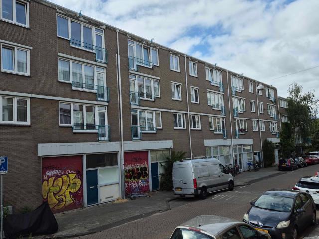 Woning te huur in Van Lennepbuurt, Amsterdam
