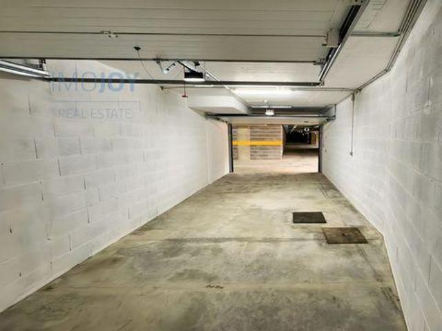 Garagem venda em Bom Retiro, Portimão