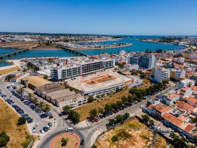 Garagem alugar em Portimão, Faro