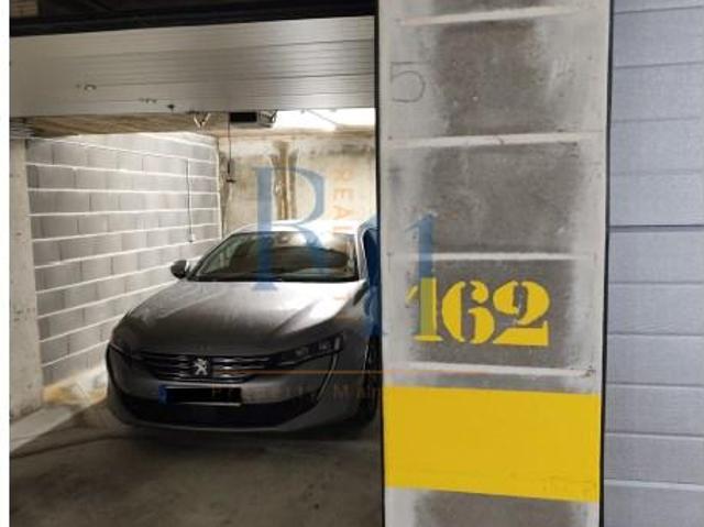 Garagem alugar em Portimão, Faro