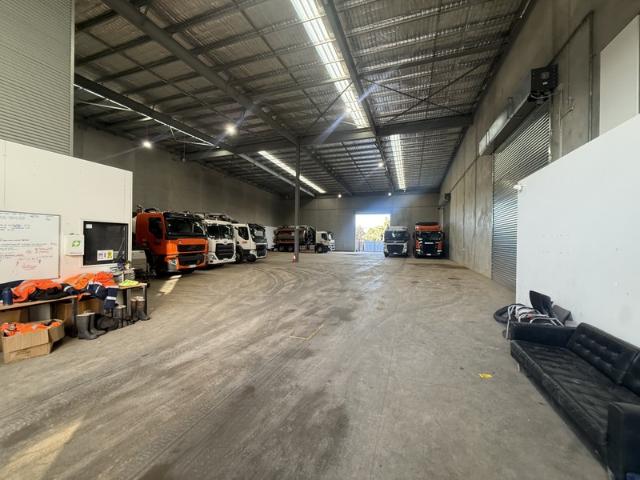 Warehouse for rent in Horseshoe Creek, South Australia