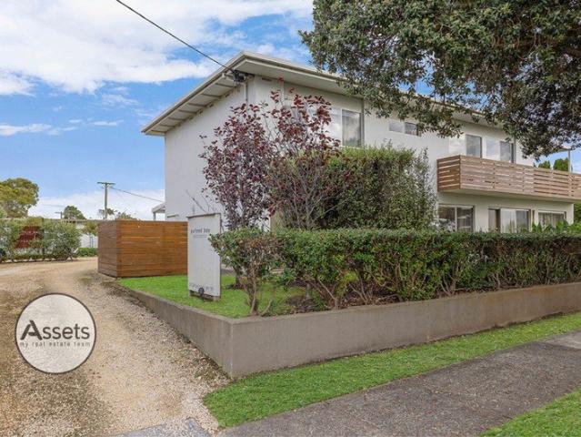 Flat for sale in Portland, Victoria