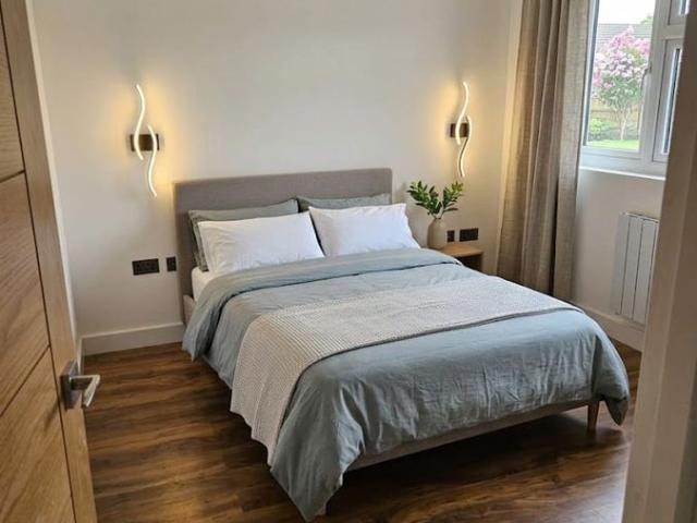 House for rent in London Borough of Barking and Dagenham, Greater London