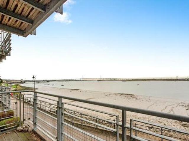 House for sale in Greenhithe, Dartford