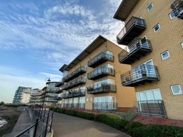 Apartment for rent in Swanscombe and Greenhithe, Monks Orchard