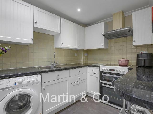 Apartment for rent in London Borough of Croydon, South Norwood