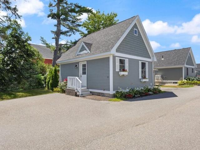 Condo for sale in Saco, Maine