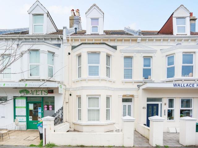 Apartment for rent in Aldrington