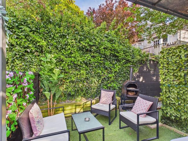 Apartment for rent in Aldrington