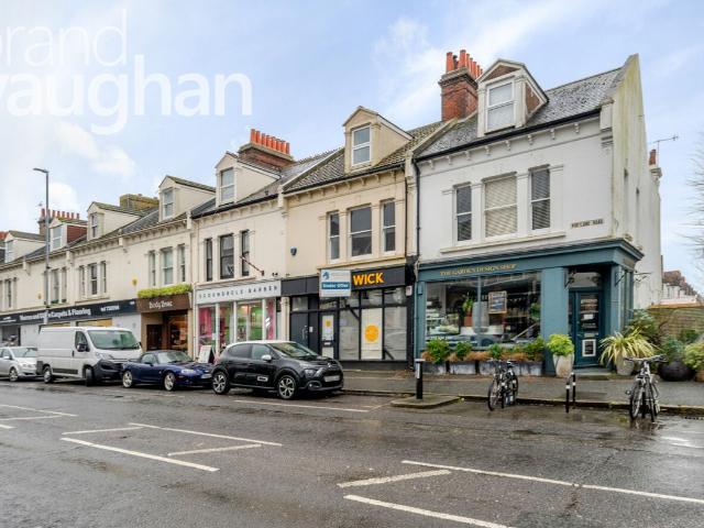 Studio for rent in Aldrington