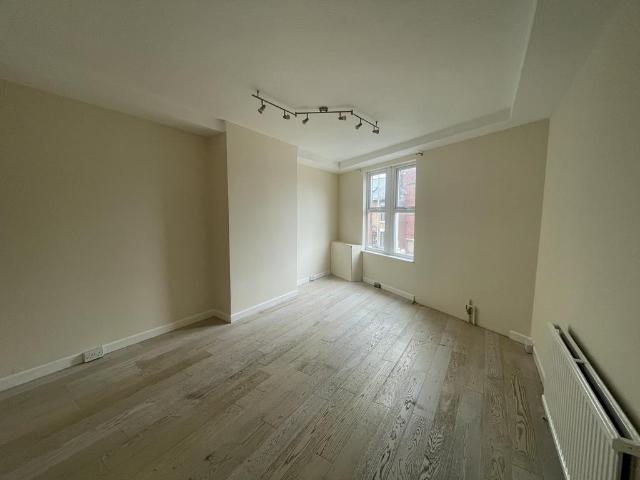 Apartment for rent in Butlers Hill, Ashfield