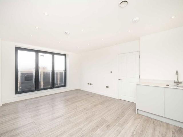 Apartment for rent in London Borough of Croydon, Greater London