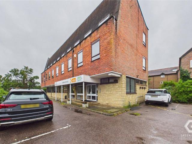 House for rent in Perryfields, West Sussex