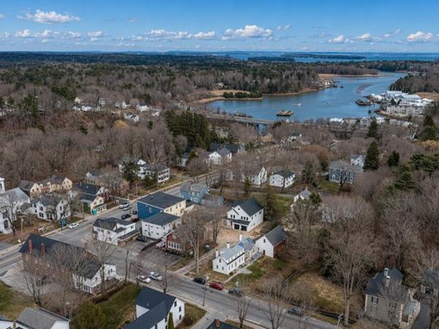 House for sale in Yarmouth, Maine