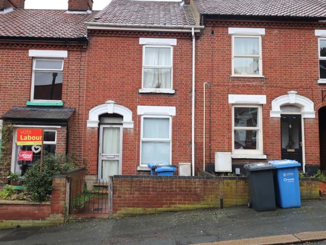 House for rent in Heigham Grove, East Bank