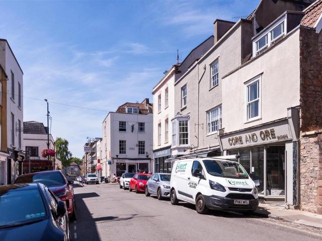 House for rent in Hotwells, Feckenham