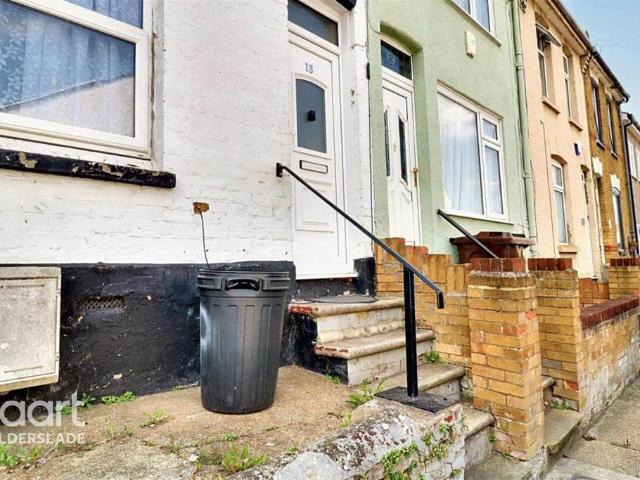 Apartment for rent in Luton, Chatham