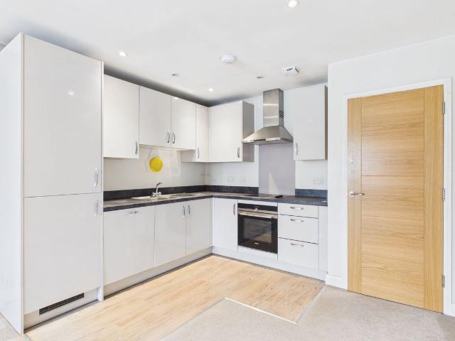 Apartment for rent in Ewens Farm, Golden Valley
