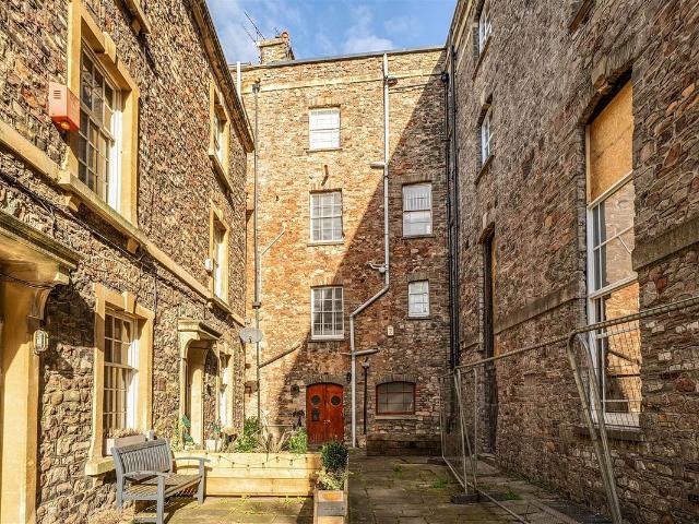 Apartment for rent in Clifton Village, Bristol