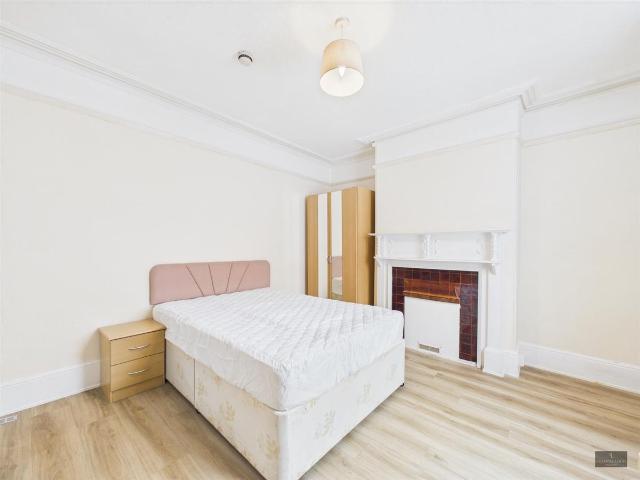 Apartment for rent in Watergate, Devon