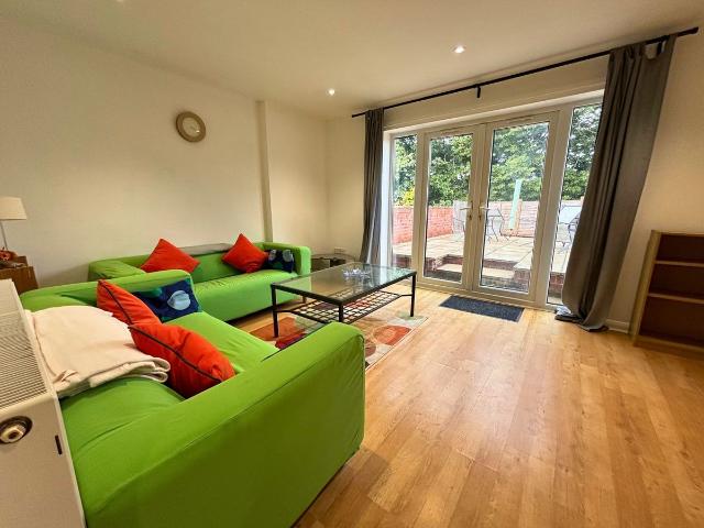 House for rent in Newtown, Exeter