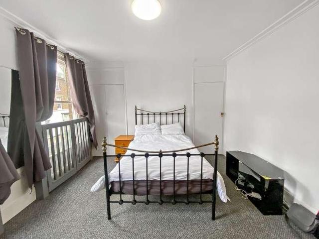 Room for rent in Brookville, Norfolk