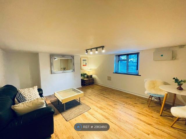 Apartment for rent in Brookville, Isle Of Man