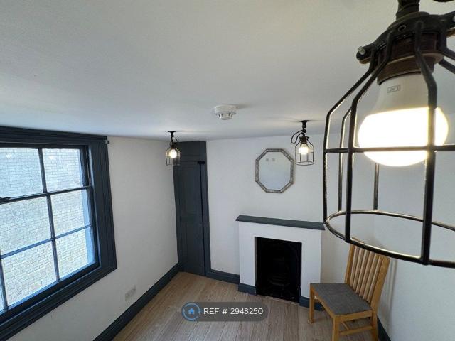 Apartment for rent in The Polygon, City Of Southampton