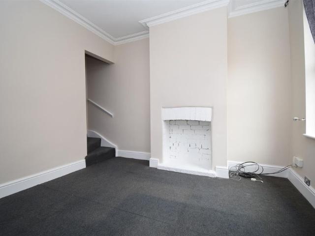 House for rent in Heath, West Yorkshire