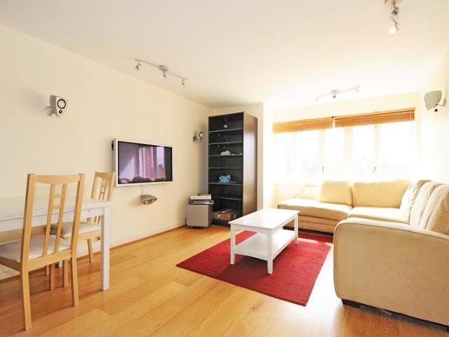Apartment for rent in Paddington, Greater London