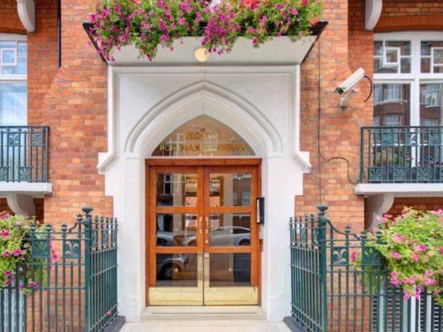 Apartment for rent in Marylebone, Greater London