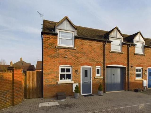 House for sale in Aylesbury, Isle Of Man