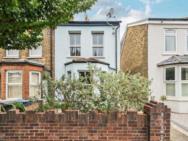 House for sale in Kingston Upon Thames, Greater London