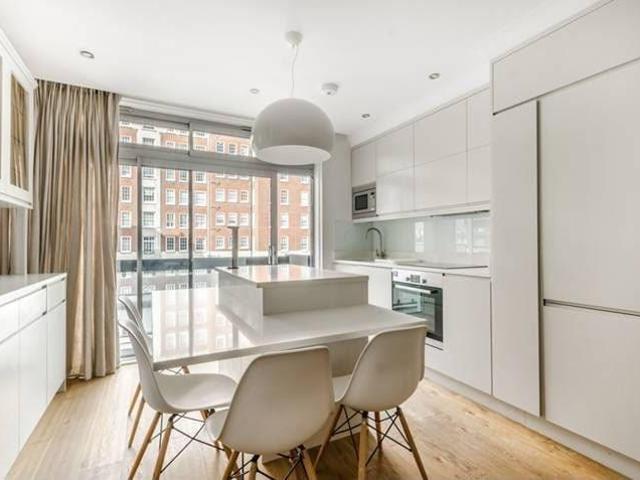 Apartment for rent in Marylebone, Greater London