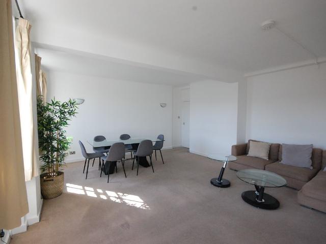 Apartment for rent in Marylebone, Greater London