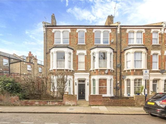 House for rent in Kensal Town, Greater London