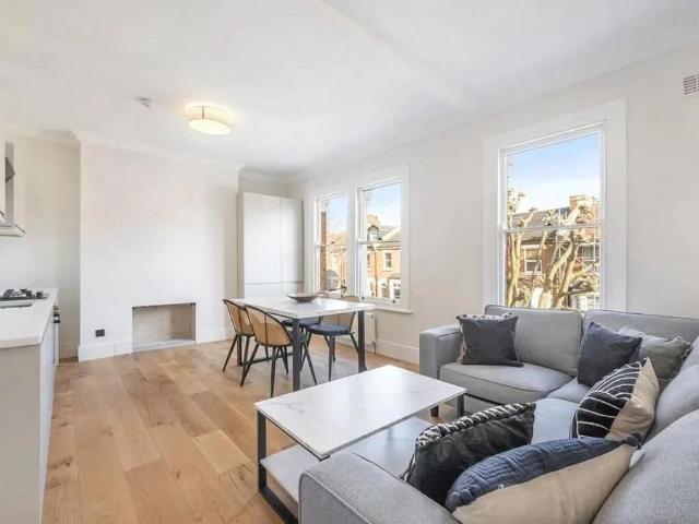 Apartment for rent in Kensal Town, Greater London