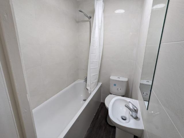 Apartment for rent in Kensal Town, Greater London