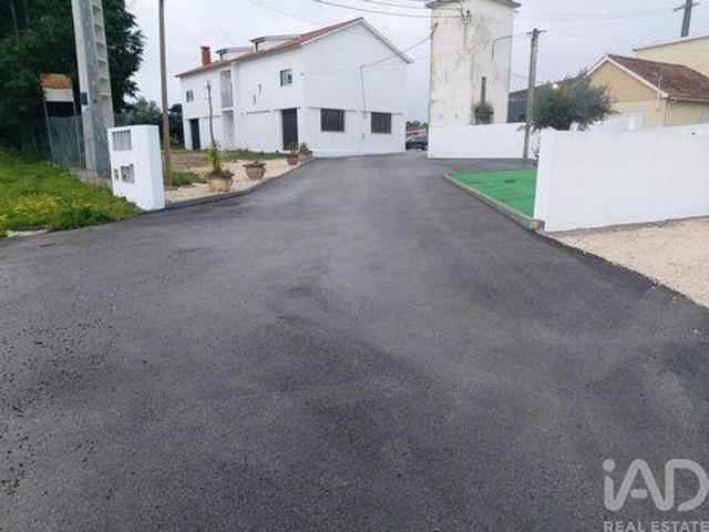 Loja venda em Cruz da Légua, Porto De Mós