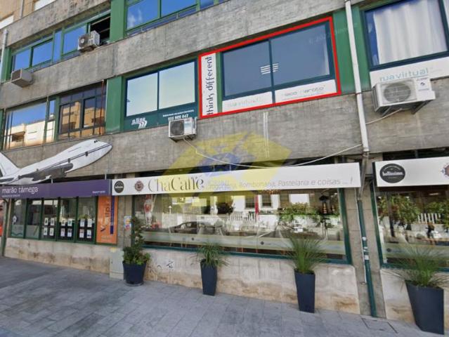 Escritório venda em Felgueiras, Porto