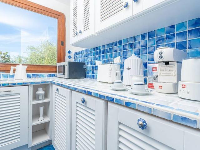 Villa Indipendente in affitto a Porto Istana, Olbia