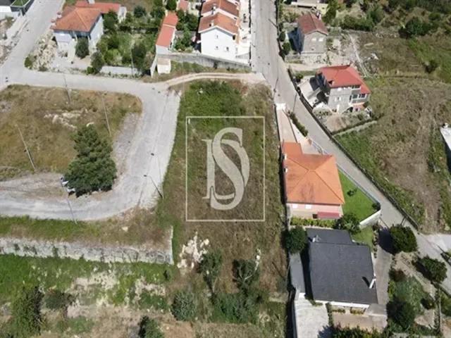 Terreno venda em Várzea do Douro, Várzea