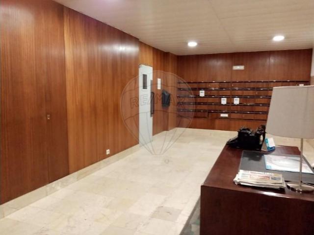 Escritório alugar em Porto, Lordelo Do Ouro